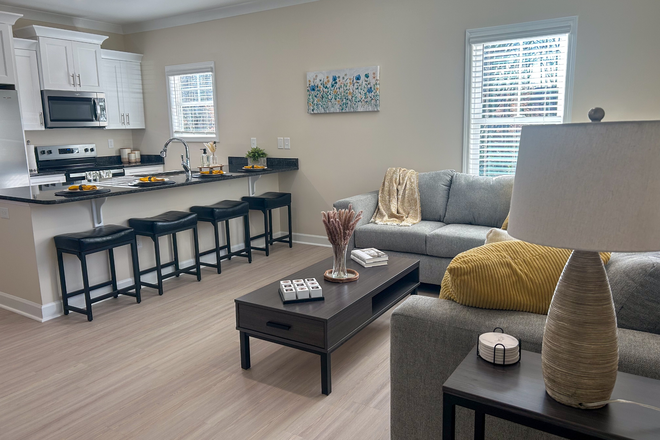 Kitchen - Charlton Farms House
