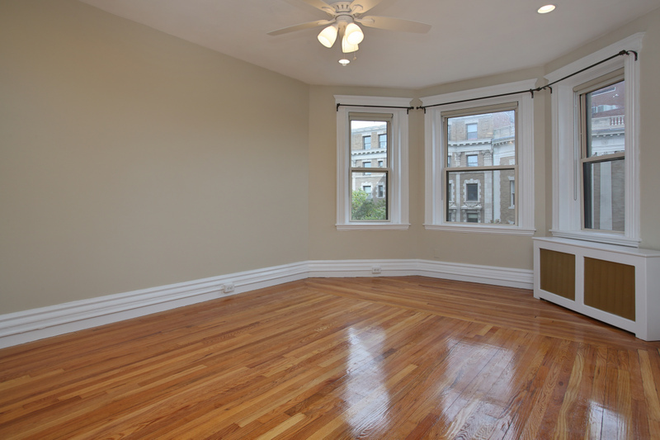 . - SEPT. 2025 - 3 Bed, H/HW Incl., Incredible Fenway Location, Student Friendly Apartments