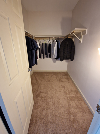 Walk-in closet - Private Room + Private Bath & Walk-In Closet Across from Duke — $850/mo Apartments
