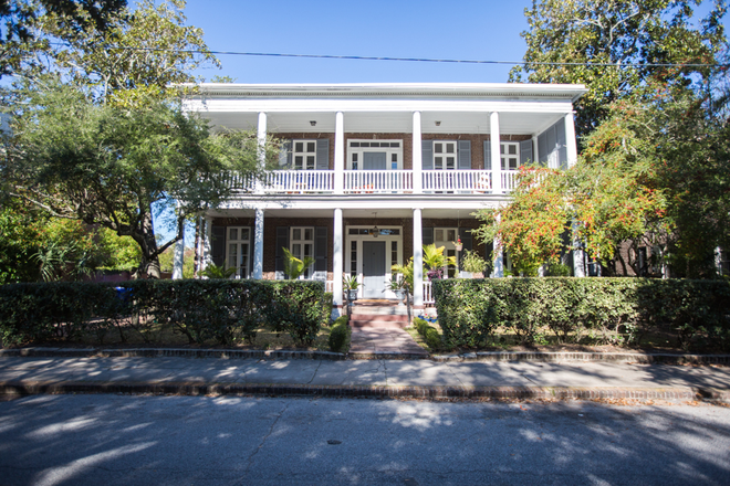Exterior - Beautiful Wraggborough 1 Bedroom 1.3 Miles to MUSC