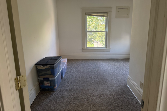 Available bed room. - House