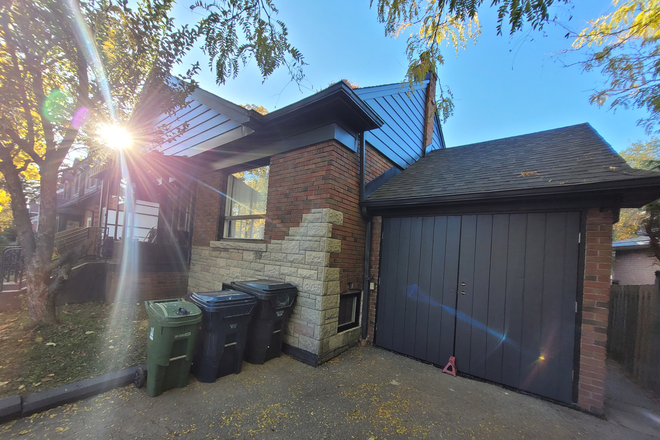 Front of house - Fully Furnished 1 bdrm apt, backs onto Ravine, Close to Michael Garron Hospital. Flexible lease