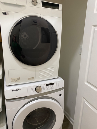 laundry unit - Looking for female roommate, private bed/bath