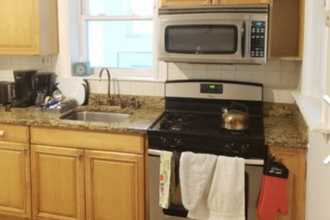 Kitchen - Large 6 bed/3 bath in Brookline for Fall 2026! Just a 15 min walk from campus Apartments