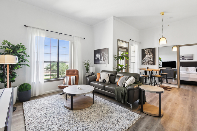 Living Room - 1BR Fully Furnished Condo, 8 minutes from LSU – perfect for students, Quiet, private, and Safe