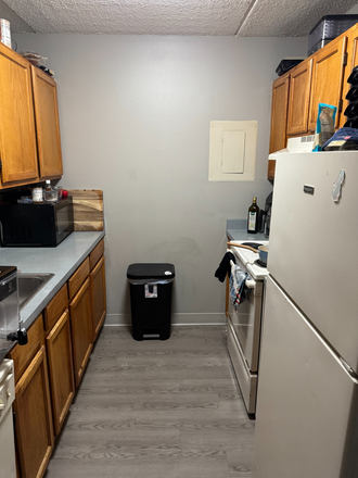 Kitchen - Shared room on Harbor Point with Balcony Apartments