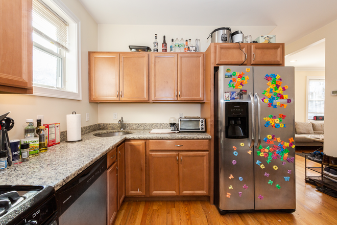 Call call or text Arezou at 617-584-7817 - Spacious 4 bed 2 bath unit with AC and in unit Laundry available 9/1!!! NO BROKER FEE!!! Apartments