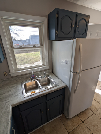 Kitchen sink - Single Family 3 Bedroom Cape Cod Style Home