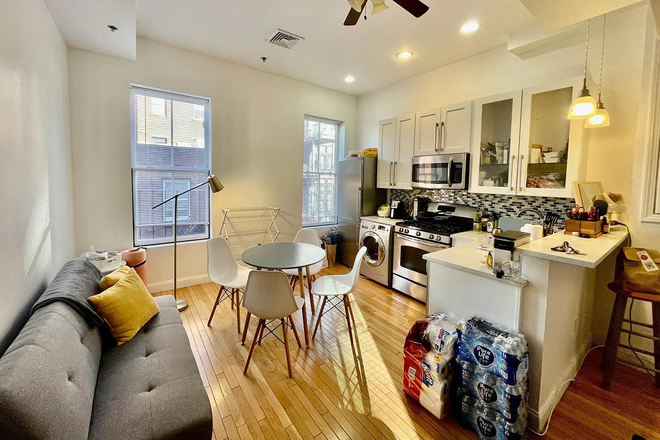 kitchen/living space - STUNNING 2 BED / 2 BATH W/ LAUNDRY IN UNIT!! AVAILABLE 9/1/26!! Apartments
