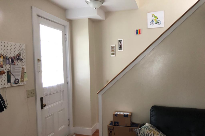 Hallway - 2br, 1.5 bathroom, located on bus route to Fanny Allen and UVM House