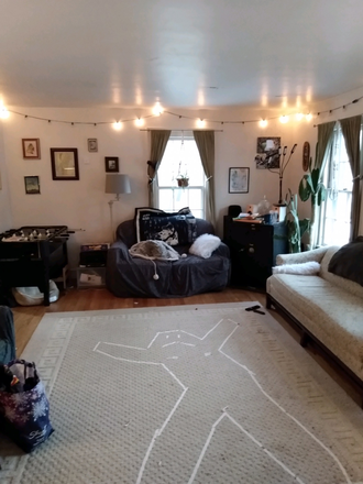 Living room - 4 bedroom single family 1 street from UVM campus House