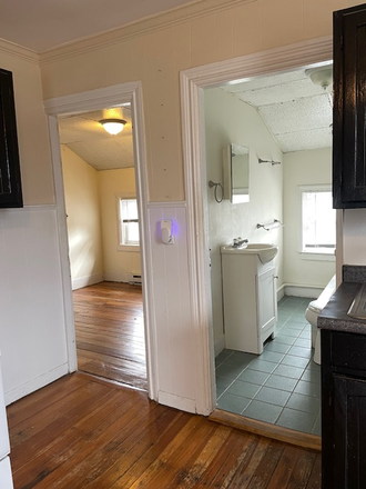 bedroom entry - Updated, gorgeous, uncluttered, brand new bathroom! 5 minutes to Brown Campus!