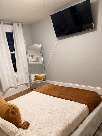 BEDROOM - GLENY LEBRON House