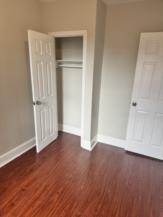 1 - Suffolk Off Campus 2 bedroom Beacon Hill NO FEE!!!!! Apartments
