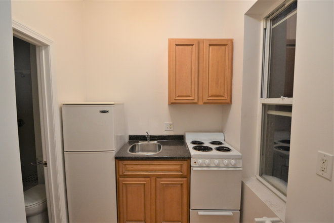 Kitchen - Comfy cozy Studio in Westland Ave  walk to Campus best value September first Apartments