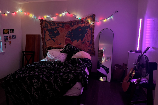 Bedroom - furniture available for purchase - 5 Darling St Summer 2 Sublet