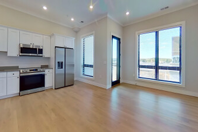Visit hubrealtyproperties.com - Allston, Brand new 4 bedroom 2 bathroom, in unit Laundry