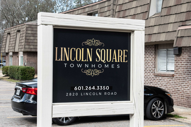  - Lincoln Square Apartment Homes