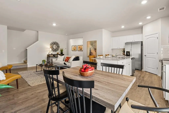 Living room - Brand new 3 BR/2.5 Bath Townhouse for rent