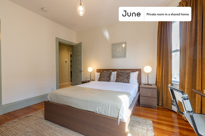 Photo - Private bedroom in 4 bed/1 bath Home