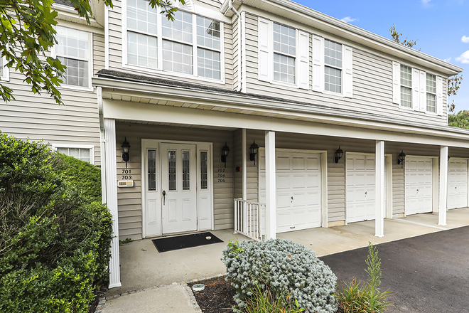 Front of the building - 2BR condo w/garage-Eagles Chase Dr-Lawrence