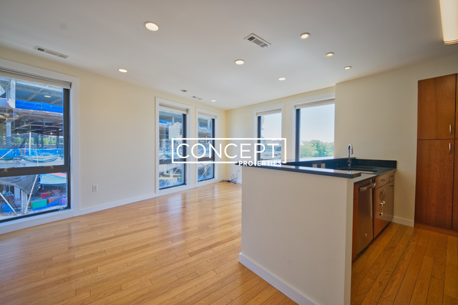 9 Miner St - [July 1st 2026] Luxury 2 beds/ 2 baths near Kenmore Sq [Undergrads allowed]