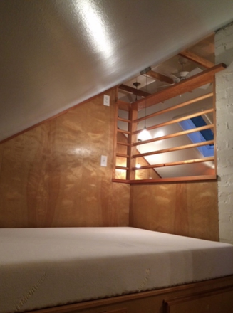 Bed nook. Full mattress included - Studio Apt near Lanza's Cafe