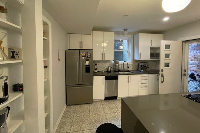 kitchen - Large, Sunny One-Bedroom Apartment Available for Rent - $1,750 (includes utilities)