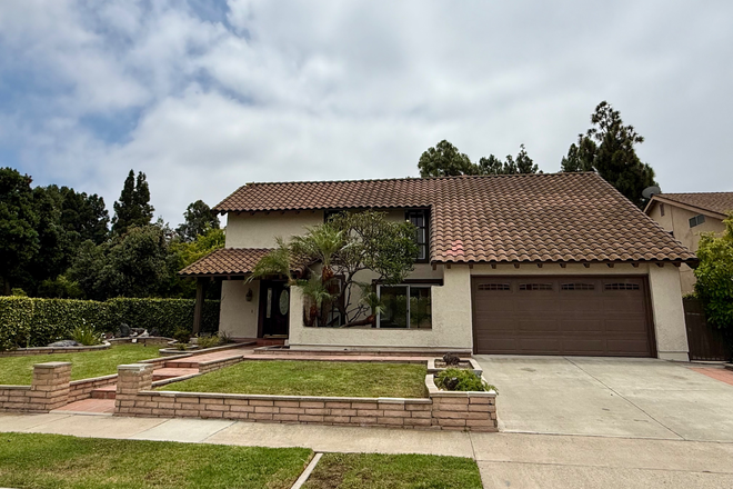 Outside street view - Two Story Home Near Campus