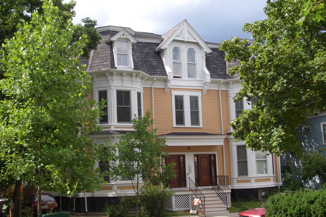 Outside street view - 65 Inman St (furnished) Harvard/MIT/MGH/Longwood post-doc house