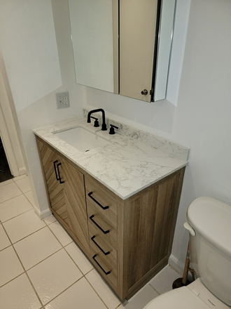 Master Bath - Walk to FAU- Furnished Master Bedroom & Bath with Utilities Included! Condo