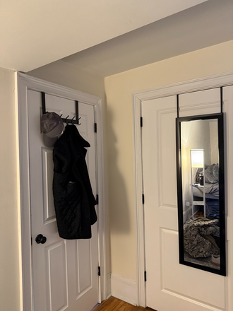 Room - Fully Furnished Room + Own Bathroom, 5 Minute walk from Roxbury Crossing