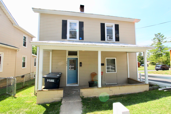 front of home - Now Preleasing for the 2025-2026 school year! - 297 West Water Street. House