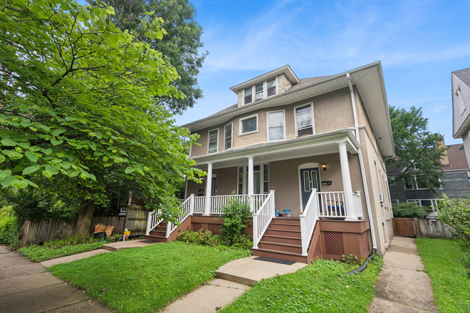 Front Exterior - 3-Bdrm Plus Office and In-unit Laundry Rental Near Campus, Train, Bus and Shops!