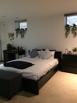 Bedroom - ROOM In a 5-Bedroom/ 3 bath group area near GU Hospital House