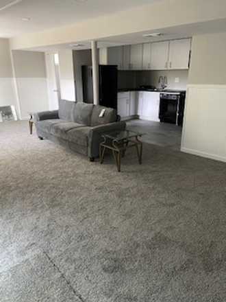 Living room/kitchen - 2 Bedroom 1 Bath Lower Level Apartment 2 Miles From Campus