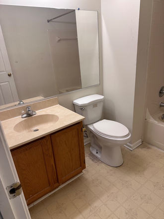 Bathroom - Townhouse 3 BR/3.5 BA