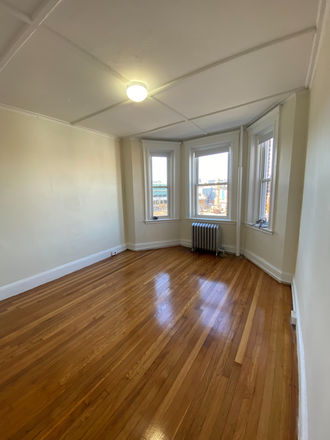 Call NOW for showings! 617-236-8550 - BOYLSTON ST - *NO FEE* LRG & MODERN 1BR/1BA NEAR CAMPUS W/ H&HW INC, LNDRY IN BLDNG *AVAIL NOW* Apartments