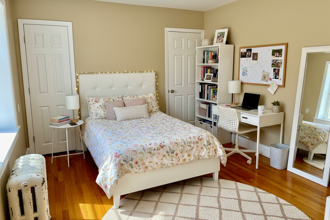 1 - OFF Campus Condo Living In Brookline 2-blocks from campus for 9/1/26 Reserve today