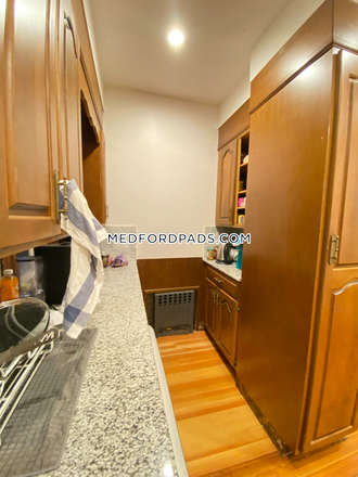 Kitchen - NO BROKER FEE! 5 Bed 1 Bath Apartment on Bowdoin St. in Medford!