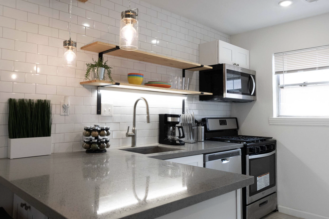 kitchen - 1BR/1BA Loft