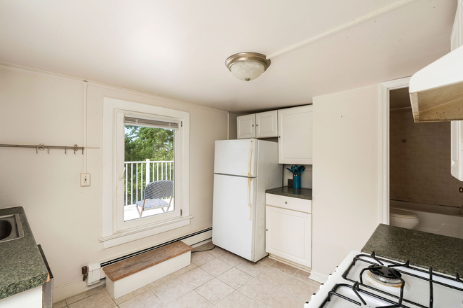 Kitchen - 1 bedroom apartment in the heart of Princeton