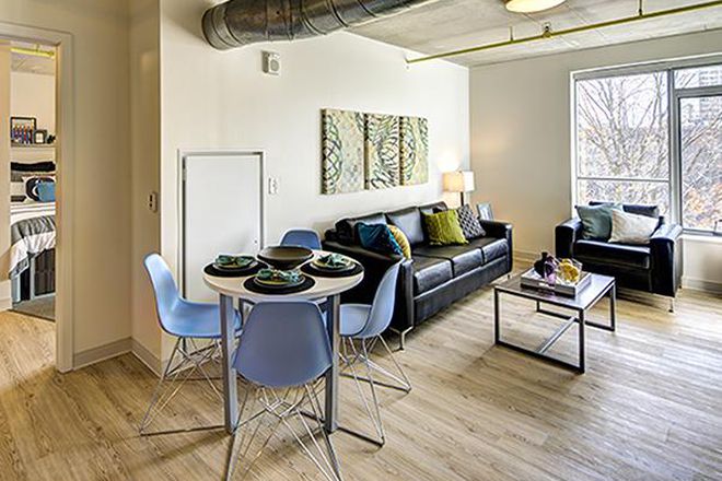 Photo - The Summit at University City Apartments