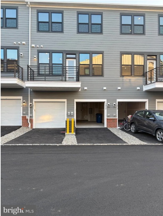 garage - Link at W Squared by Pulte Homes