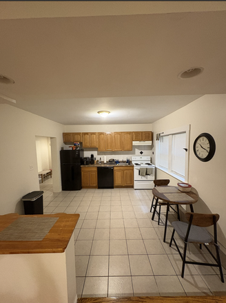 kitchen - 213 Chestnut Hill Avenue (Unit B) Apartments