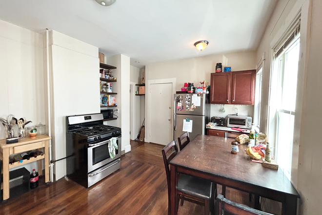 Kitchen - Spacious 3 Bedroom Apartment - Great Natural Light!