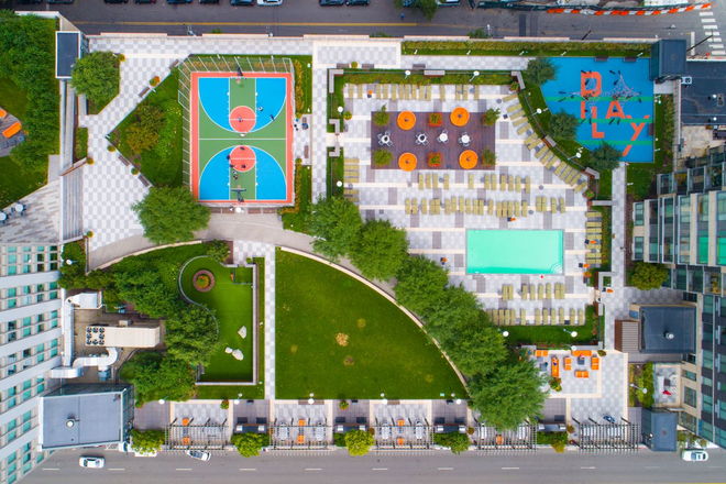 Rooftop Amenities - 90 Columbus Condo