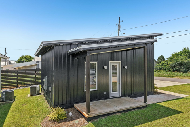  - Cottage Court