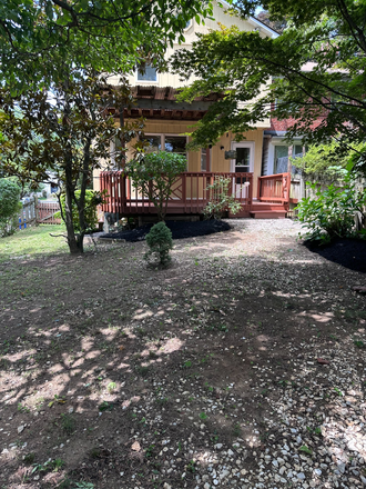Yard - Beautiful 3BR/1.5BA home in Lake Walker/Anneslie. Great location, fenced yard & modern amenities.