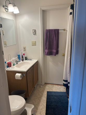 Bathroom - Cardinal 1 apt 15